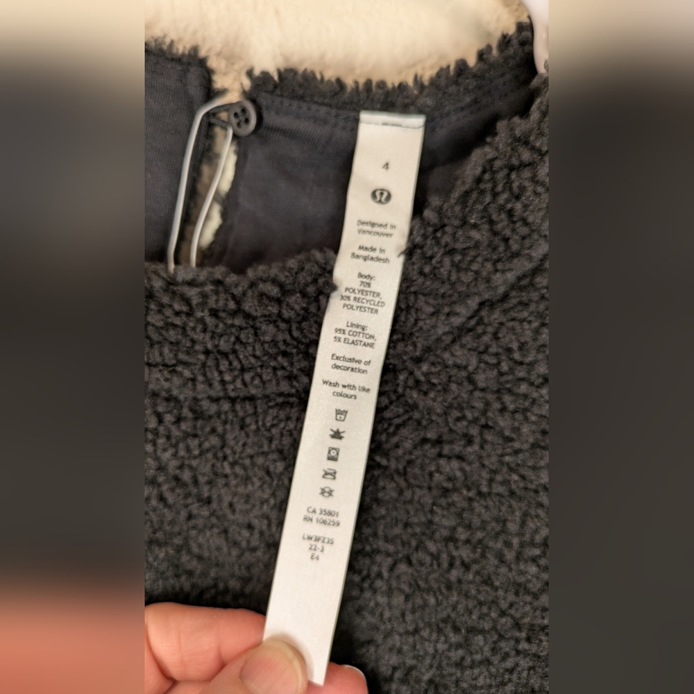 Lululemon Fleece Top - Picture 4 of 6